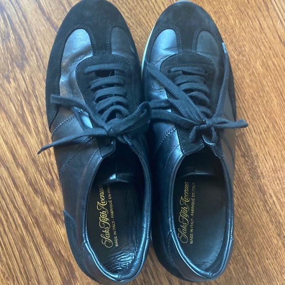 Great casual dress tennis shoes - Picture 1 of 4